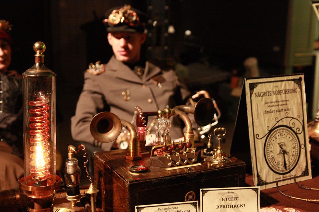 steampunk - found in Bochum - © Tom Loewen | 14x3.de